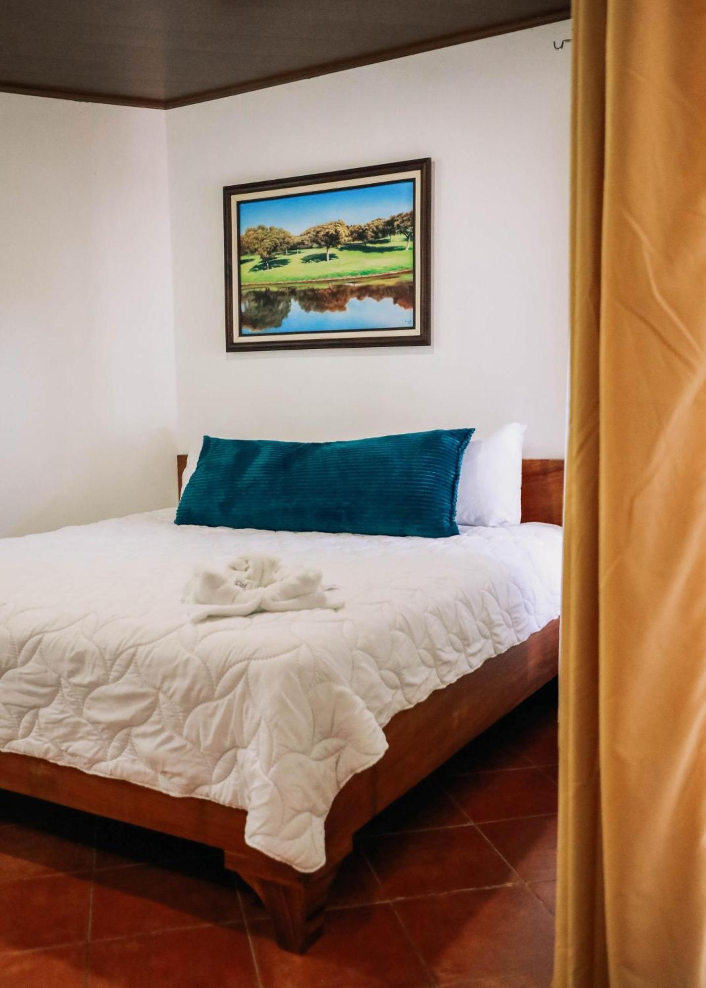 Hotel Y Restaurante El Paramo San Rafael  Екстер'єр фото