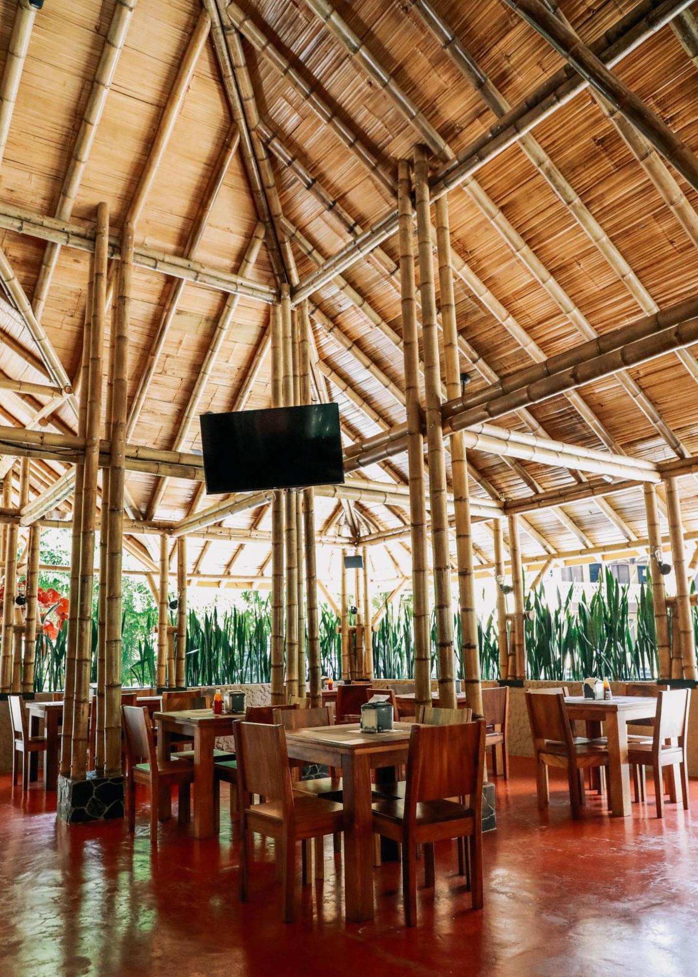 Hotel Y Restaurante El Paramo San Rafael  Екстер'єр фото